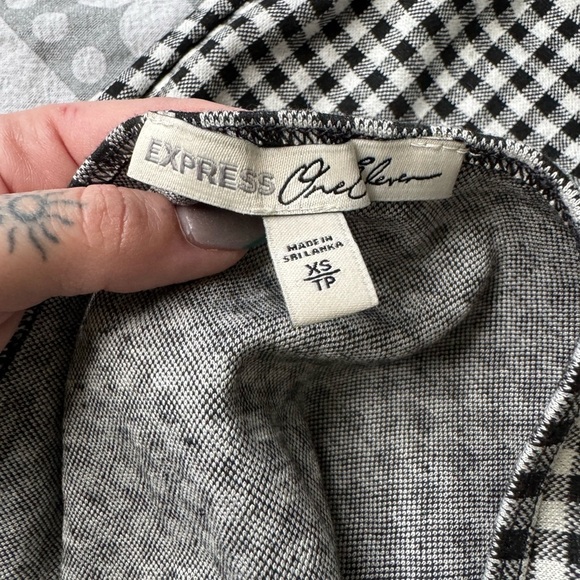 Gingham leggings and halter set - Picture 3 of 4